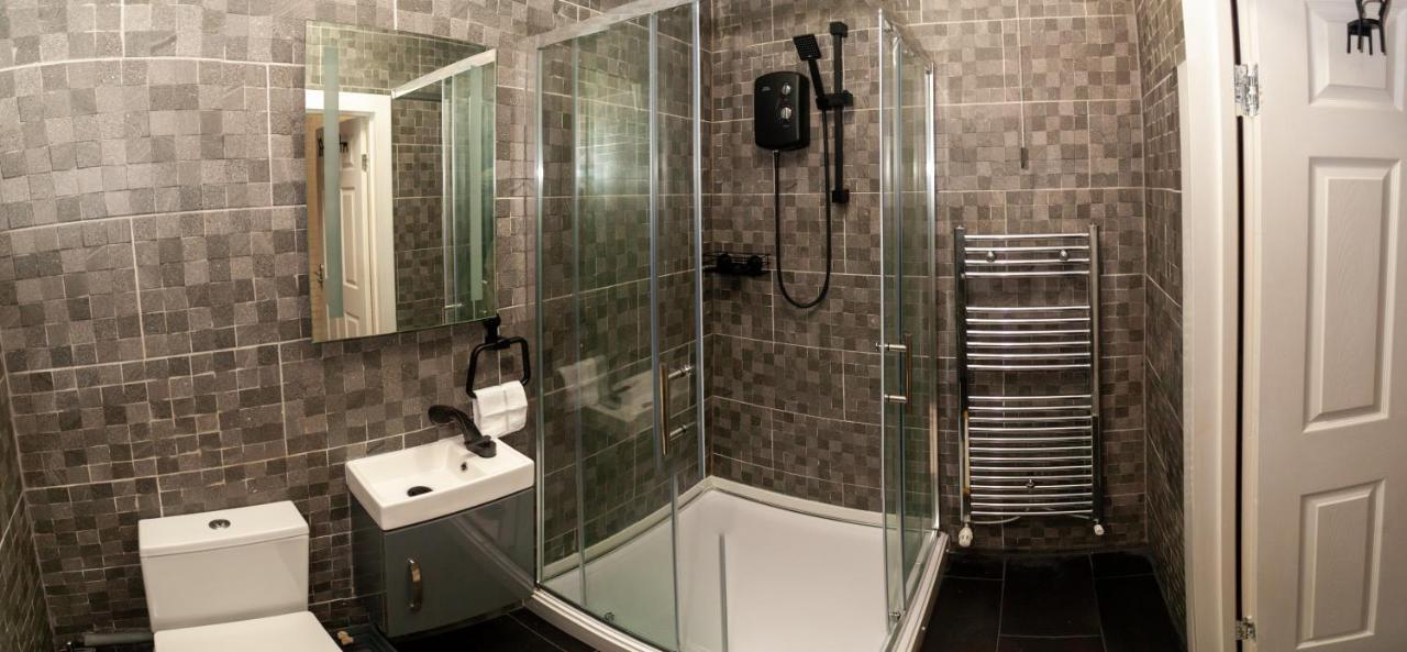 ברמינגהאם Luxury Comfort 1 Bedroom Suite מראה חיצוני תמונה